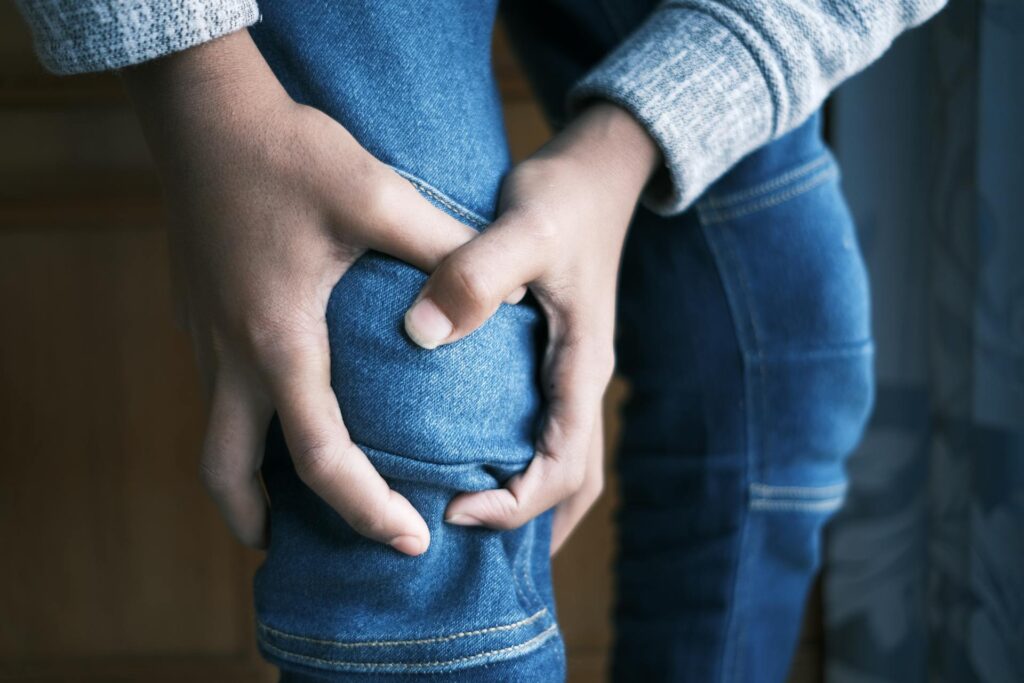 Ból kolana – przyczyny urazowe, zwyrodnieniowe i zapalne poradnik